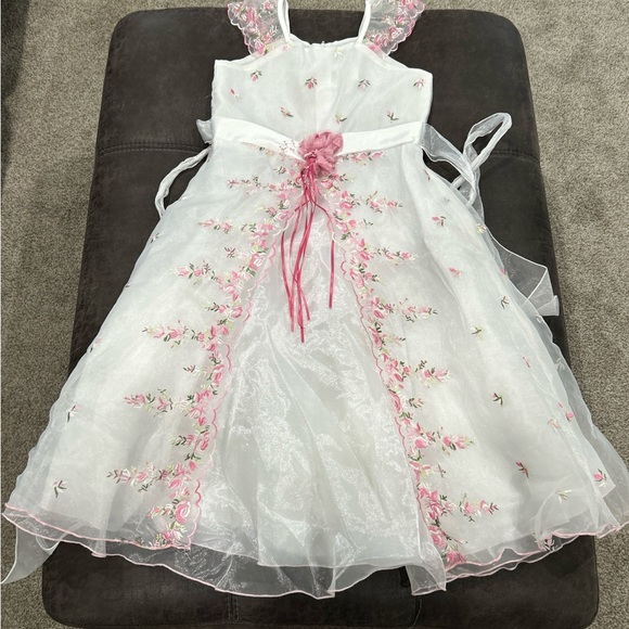 Chic Babe Boutique little girls  dress/gown - Picture 1 of 3